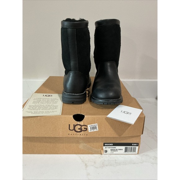 UGG Shoes - UGG Brooks Boots 5381 Black Leather Suede Shearling Lined Womens 9 Mid Calf LNIB